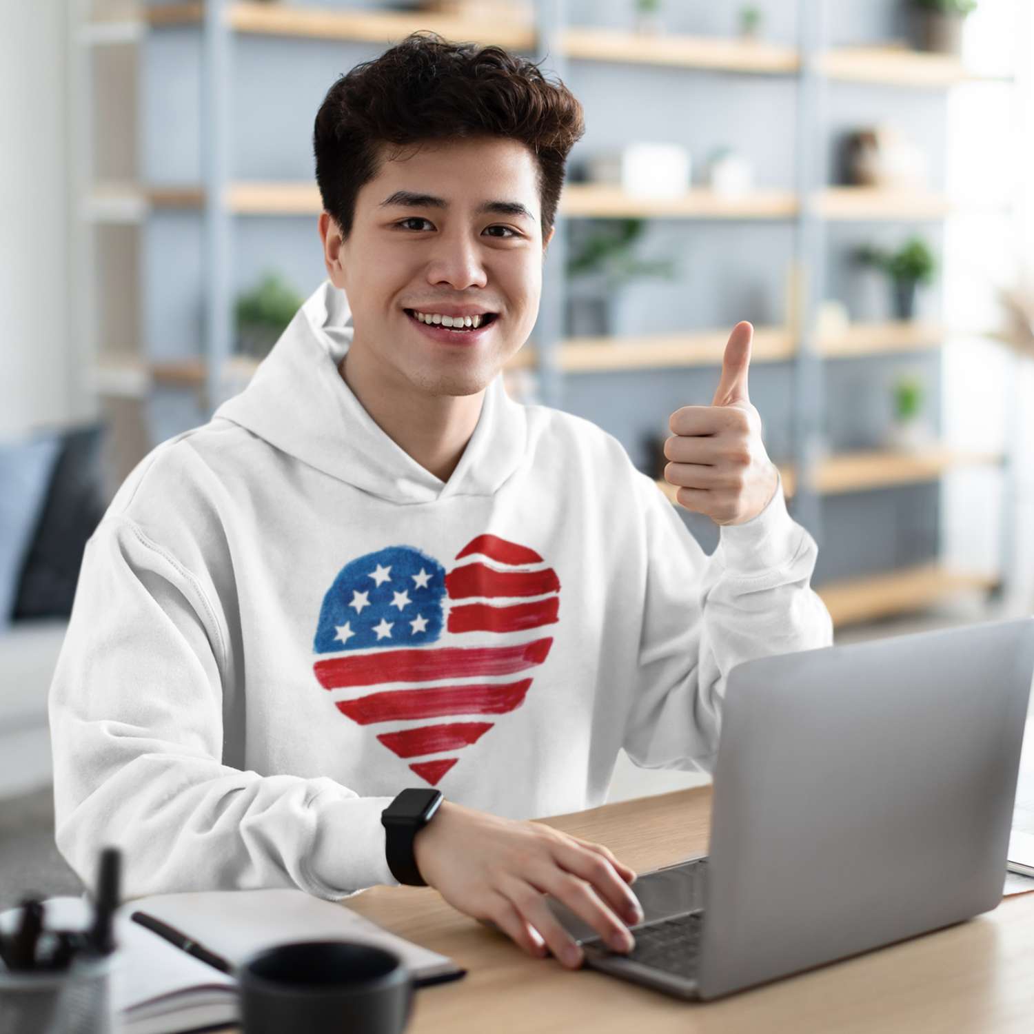 USA Heart Design classic fit Men Hoodie