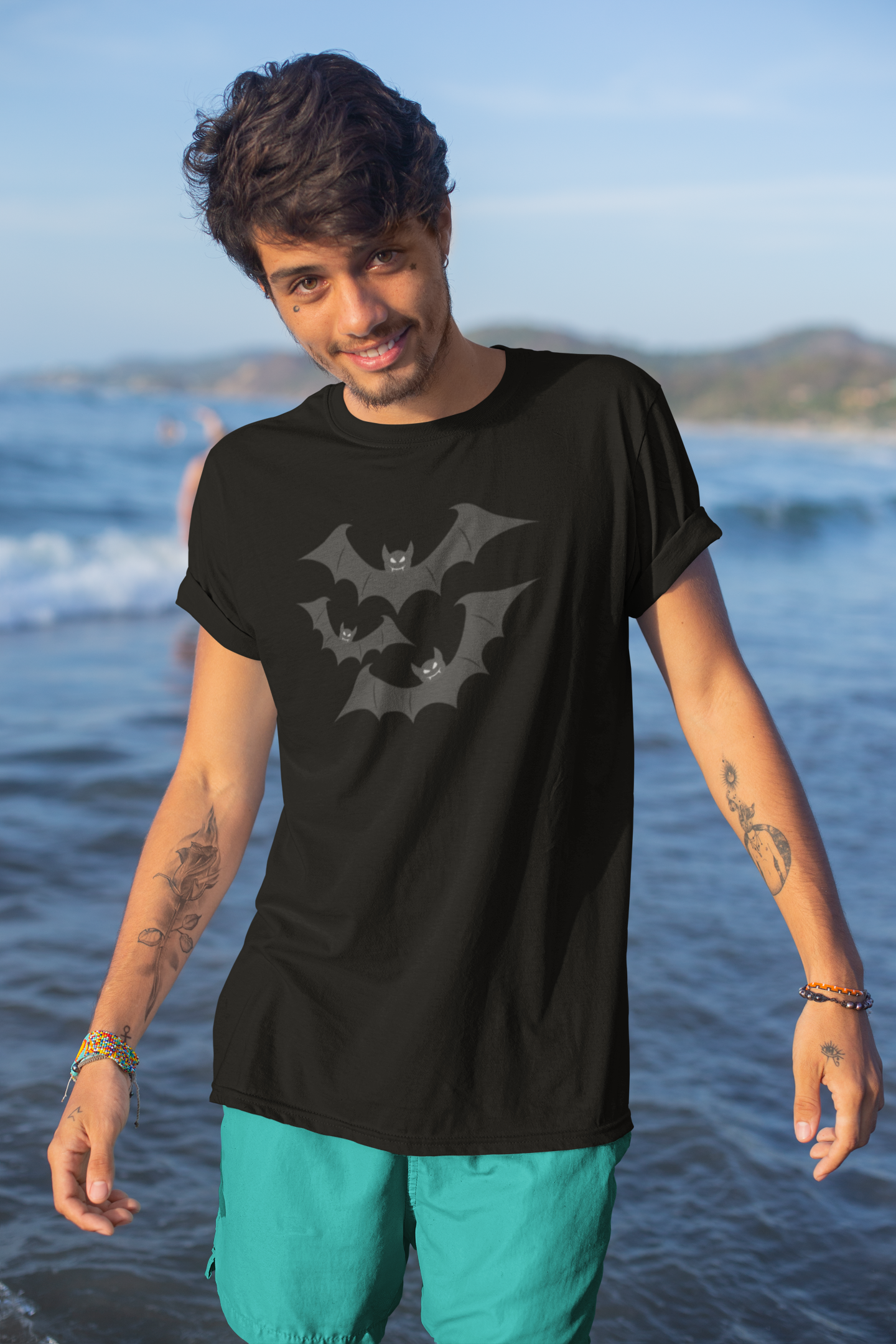 Black slim fit men’s T-shirt featuring spooky bats graphic print